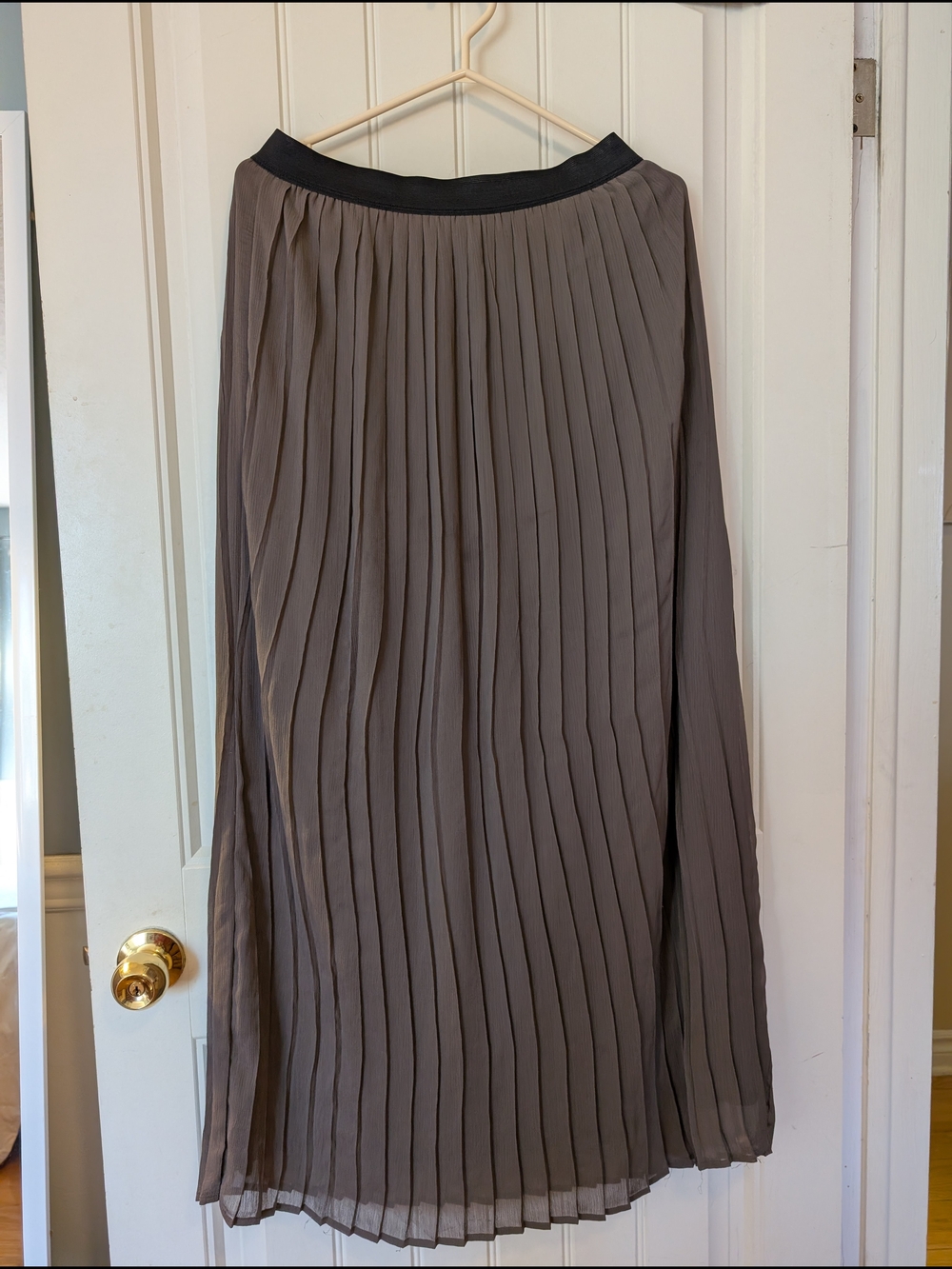 Pleated Midi Skirt in Taupe with Black Waistband